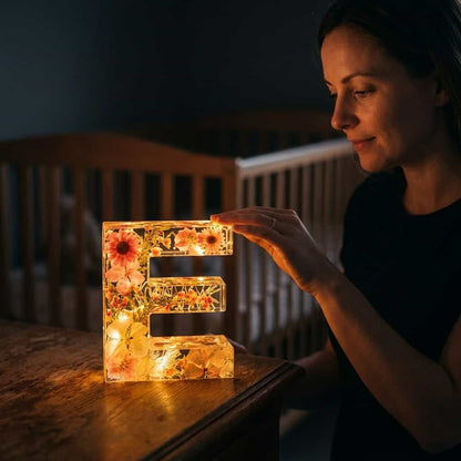 Real Flower Letter Lamp - Personalized Forever Keepsake