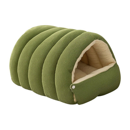 SnuggleNest – Cozy Pet Cave Deluxe